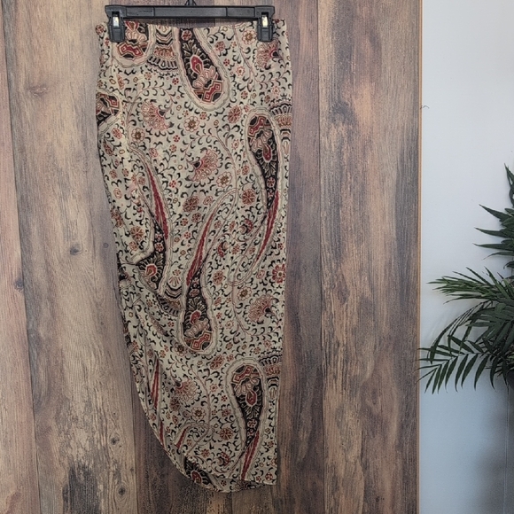 Veronica Beard Dresses & Skirts - NWOT Veronica Beard Marion Silk Paisley Pencil Skirt with Slit 6